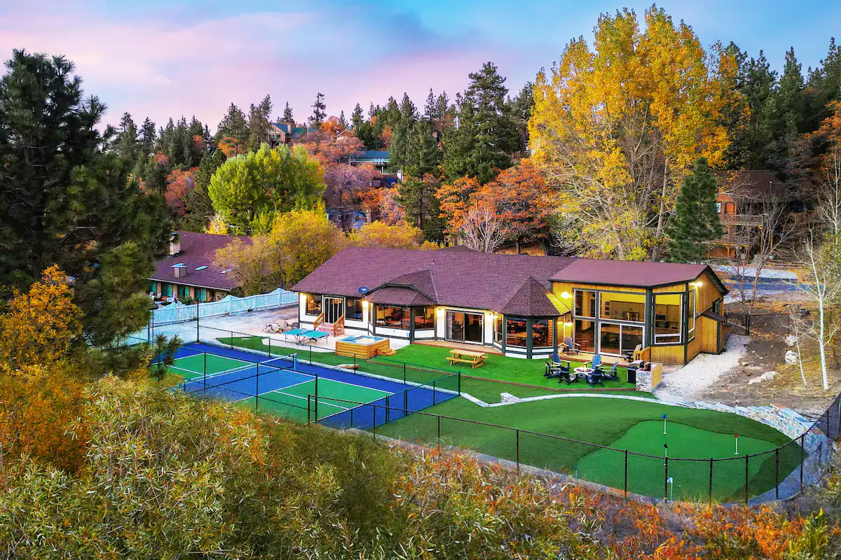 Best AirBnBs with Pickleball Courts in California