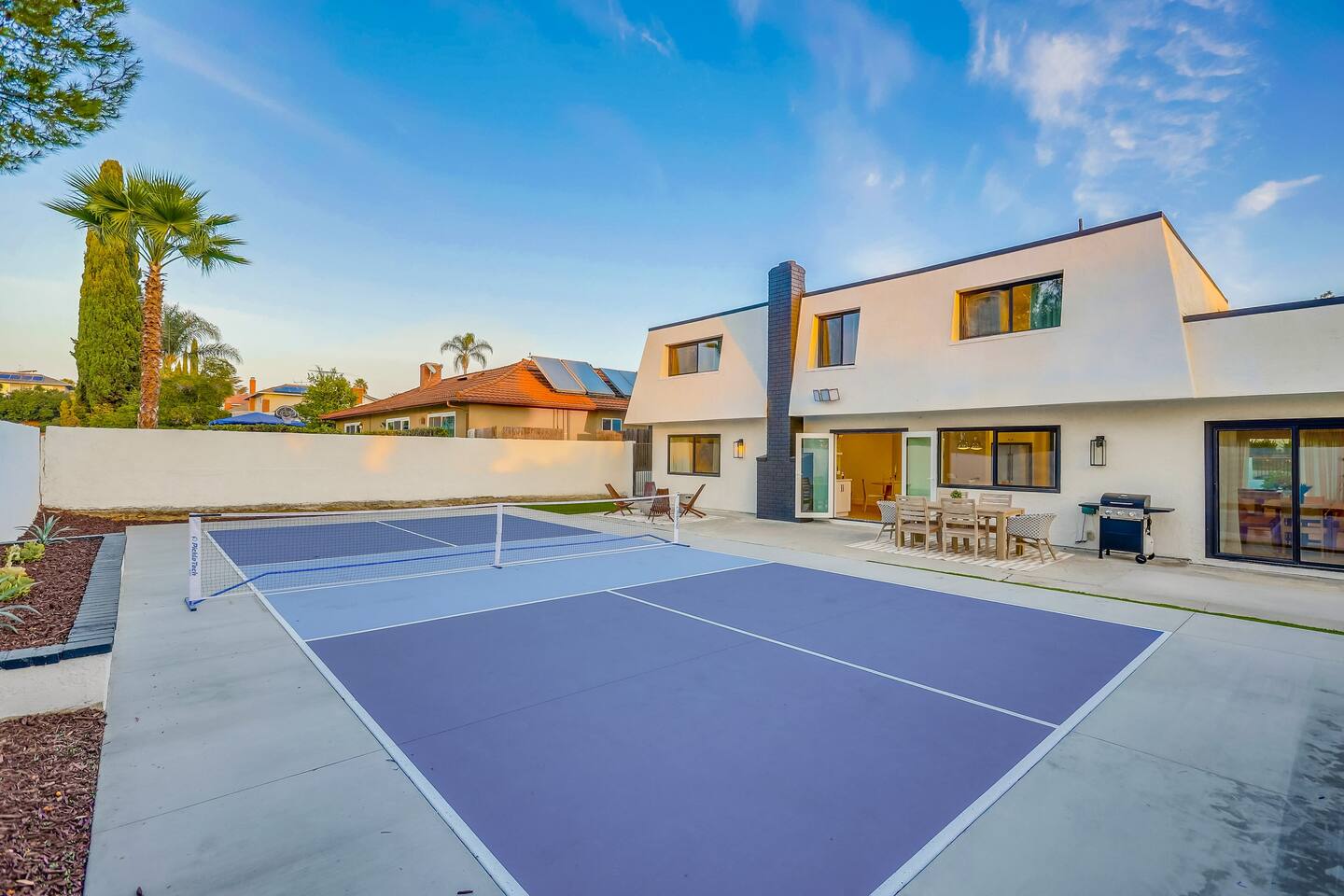 Best AirBnBs with Pickleball Courts in California