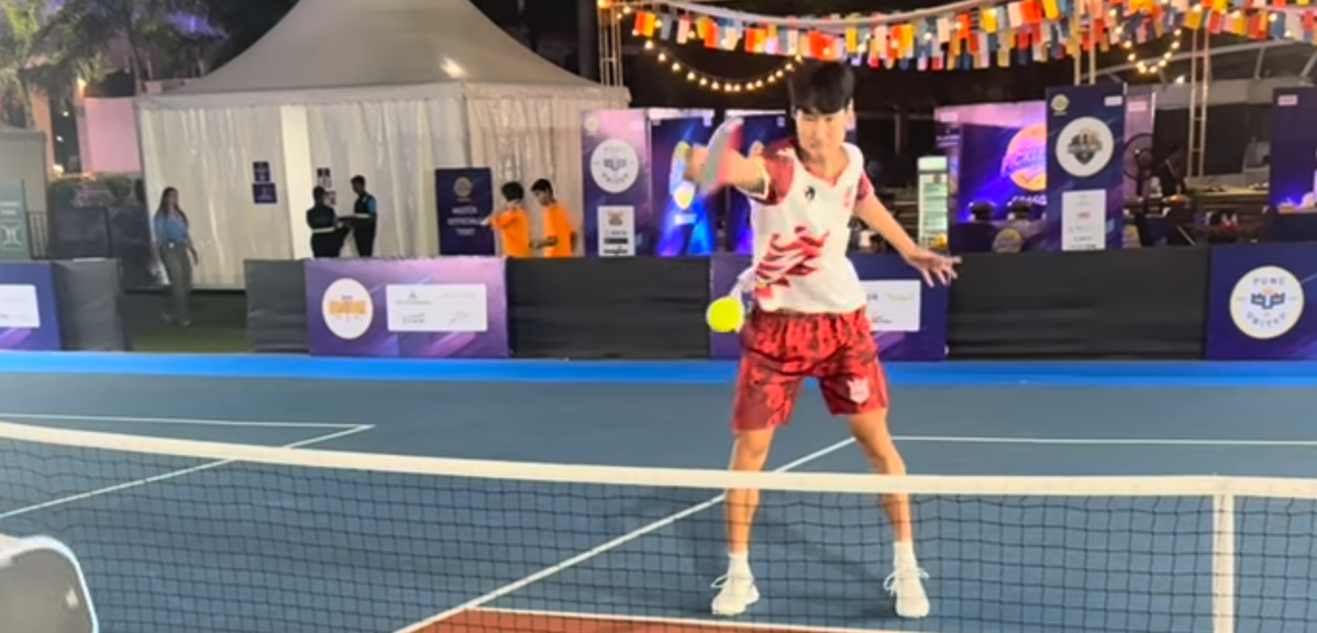 
                                        Pro Ping Pong Player Teaches Pickleball's Most Devastating Shot: the Punch Volley
                                    