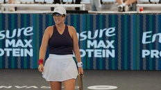 2 Essential Pickleball Techniques You're Missing at the Kitchen Line