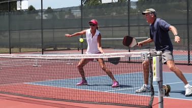 Winning Strategies and Benefits for Lefty-Righty Doubles Partners